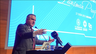 Gençlik ve Spor Bakanı Osman Aşkın Bak, GönüllüyüzBİZ Projesi'ne destek çağrısında bulundu