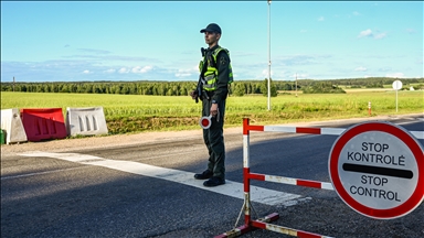 Lithuania plans to close Belarus border indefinitely, shoot down balloons violating airspace