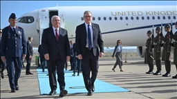 Le ministre turc de la Défense accueille le Premier ministre britannique à Ankara