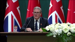 ستارمر: نعلن عن شراكة استراتيجية وأول إطار لتعاون ثنائي مع تركيا