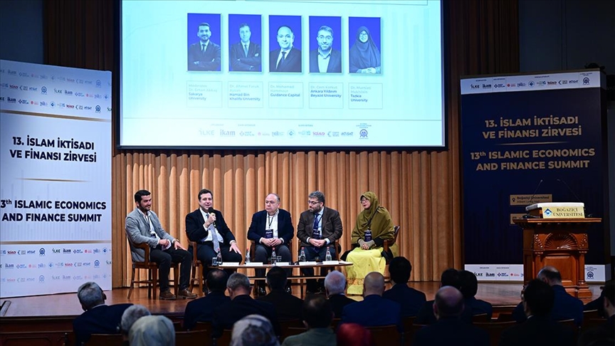 Денес во Истанбул започна Самитот за исламска економија и финансии