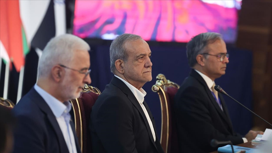 پزشکیان در نشست اکو: همکاری منطقهای یک ضرورت انکارناپذیر است