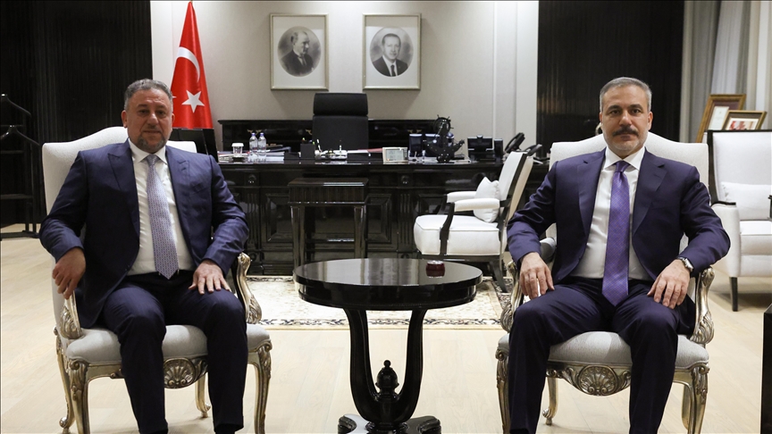 أنقرة.. فيدان يستقبل زعيم تحالف "السيادة" العراقي