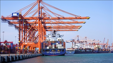Türkiye's exports reach record high of $390B in 2025