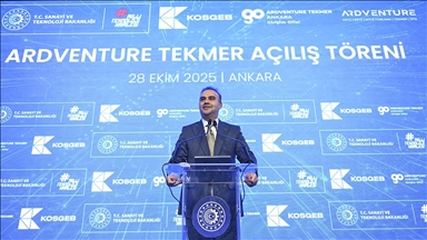 Bakan Kacır: Ardventure TEKMER, girişimlerin küresel markalara dönüşmesi için güçlü bir zemin oluşturacak