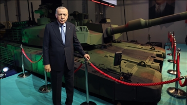 Erdogan: Turqia dorëzoi tanket e para vendase "Altay" forcave të saj të armatosura