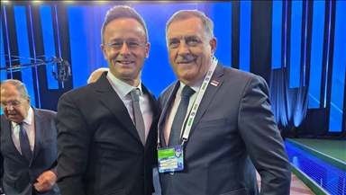 Dodik se u Minsku sastao sa šefom mađarske diplomatije Szijjartom