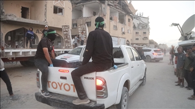 Le Hamas reporte la remise des dépouilles de l’otage en raison de violations du cessez-le-feu par Israël