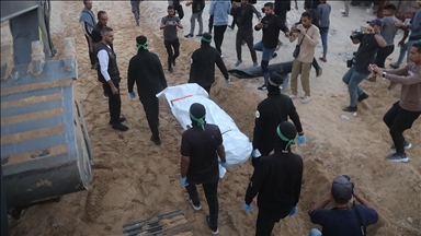 Хамас го одложи предавањето на останките од заложниците поради прекршувањато на примирјето од страна на Израел