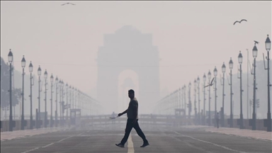 Indija testira "zasijavanje oblaka" u New Delhiju zbog zagađenosti zraka