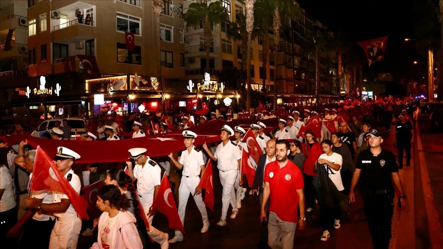 Türkiye marks 102nd Republic Day with nationwide celebrations