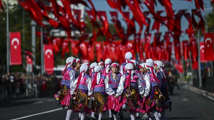 تهاني عربية لتركيا بمناسبة عيد الجمهورية 102