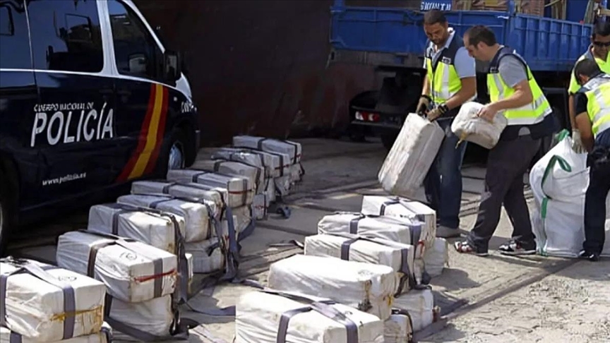 بتعاون إسباني مغربي.. ضبط 20 طنا من الحشيش وتوقيف 20 شخصا