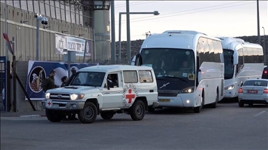 حماس: حظر إسرائيل زيارات الصليب الأحمر للأسرى "انتهاك لحقوقهم" 