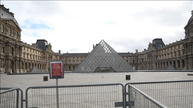 Stolen jewels from Louvre Museum not recovered: Paris public prosecutor