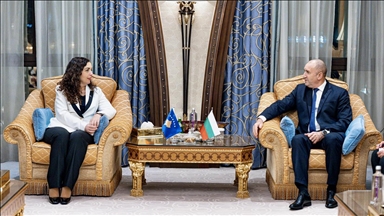 Presidentja e Kosovës bisedon për heqjen e masave të BE-së me homologun bullgar