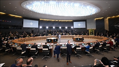 Les États-Unis vont réduire leurs effectifs militaires sur le flanc est de l'OTAN, selon la Roumanie