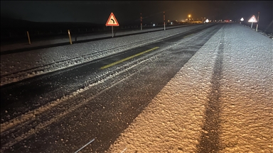 Li Qersê li cihên bilind berf barî