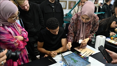 Shqipëri, mbahet aktivitet për promovimin e arteve ebru dhe kat’ı