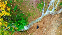 Depremle yeniden akmaya başlayan pınar, bahçeleri yeşertecek