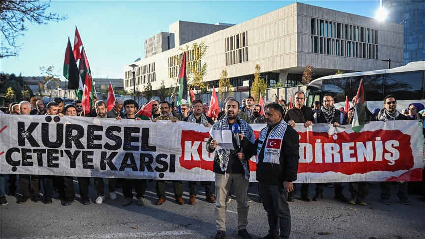 وقفة احتجاجية أمام السفارة الأمريكية في أنقرة