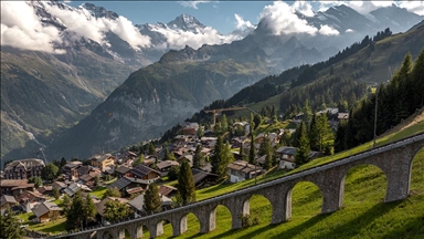 Alpler'in ortasında düşsel bir vadi: Lauterbrunnen