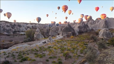 Peizazhet e vjeshtës i shtojnë ngjyra Kapadokyas