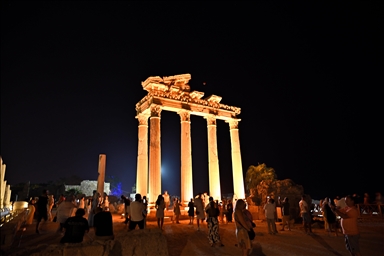 Antalya'da turist hareketliliği yurt dışı rezervasyonlarıyla kasımda da sürecek 