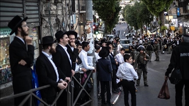 Dhjetëra mijëra hebrenj ultra-ortodoksë protestojnë në Kudsin Perëndimor kundër rekrutimit ushtarak