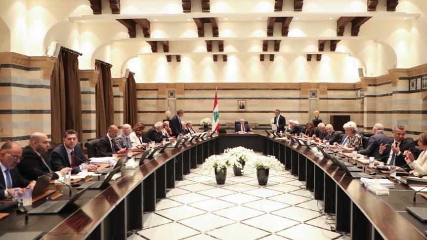 خبراء لبنانيون ينتقدون إقرار الحكومة ترسيم الحدود مع قبرص الرومية (تقرير)