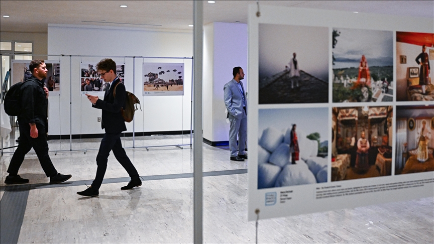Pulitzer-winning photojournalist visits İstanbul Photo Awards exhibition at UN Headquarters