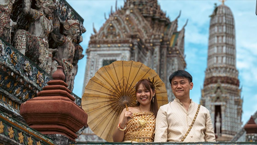 Храмот Ват Арун - неодминлива туристичка дестинација на Тајланд