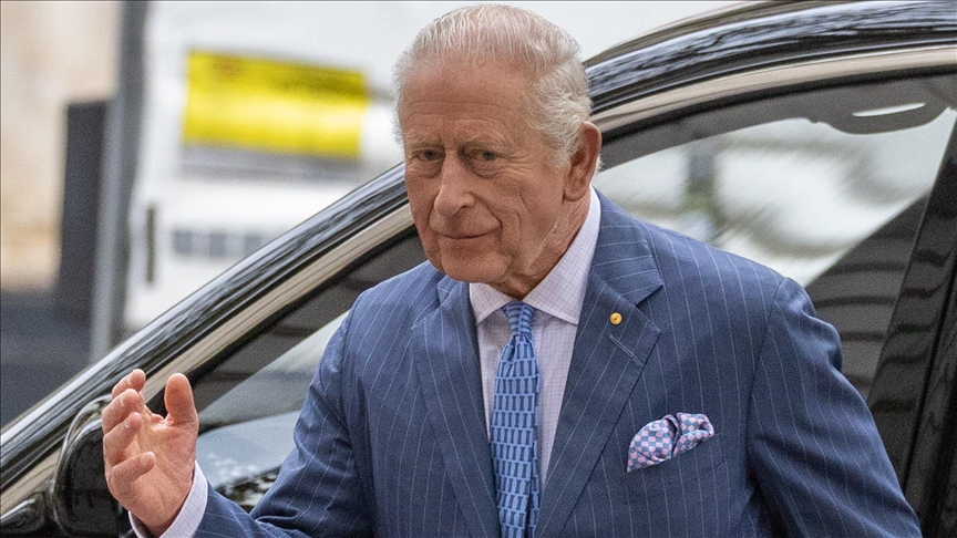 بريطانيا.. الملك تشارلز يجرد شقيقه الأمير أندرو من ألقابه