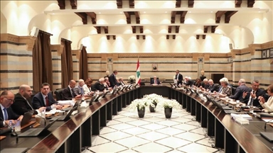 خبراء لبنانيون ينتقدون إقرار الحكومة ترسيم الحدود مع قبرص الرومية