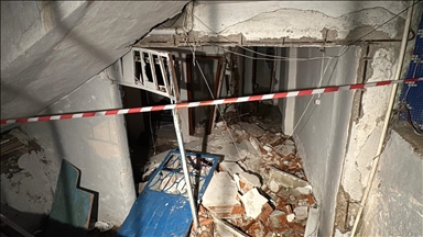 Bağcılar'da bir evde tüp patlaması sonucu 3 kişi yaralandı 