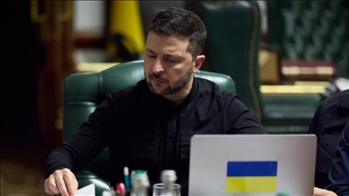 Зеленский: Ситуация на покровском направлении остается сложной, но окружения нет