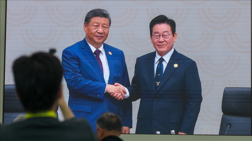 Lee expects to resume inter-Korean ties after holding 1st summit with China’s Xi