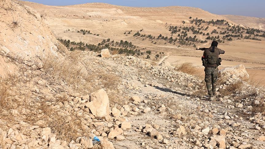 مقتل جندي سوري بانفجار لغم زرعه "واي بي جي" الإرهابي في حلب