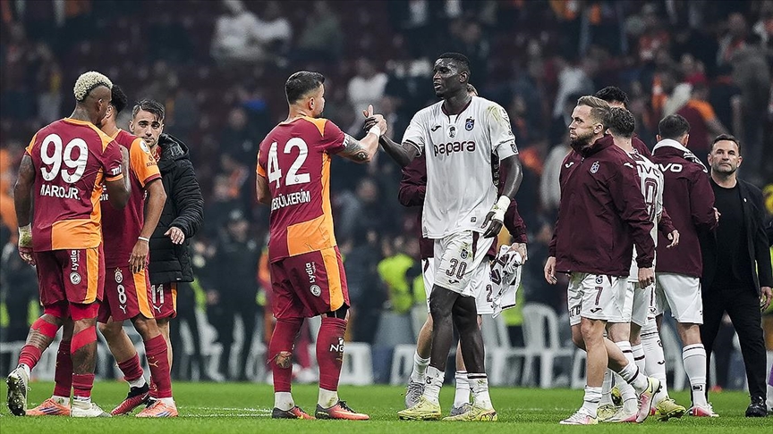 Galatasaray, konuk ettiği takipçisi Trabzonspor ile berabere kaldı