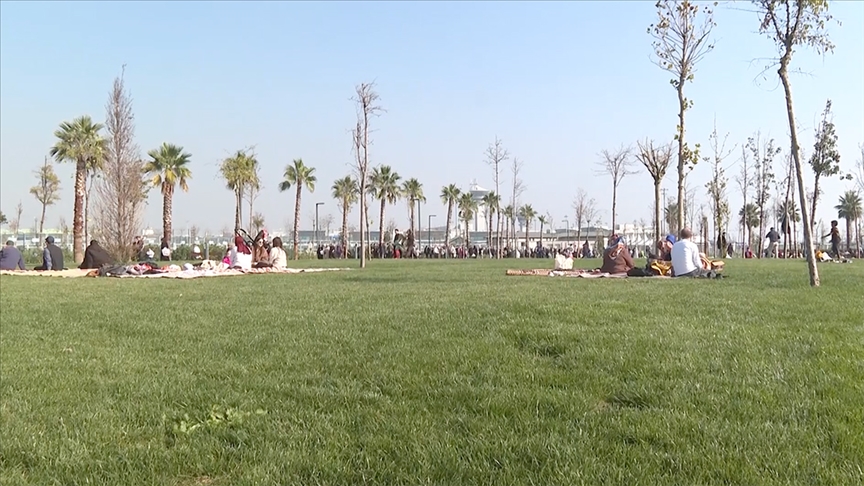 İstanbul'a "nefes" olacak Atatürk Havalimanı Millet Bahçesi açıldı