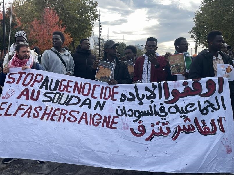 À Paris, un rassemblement dénonce les complicités étrangères dans la guerre au Soudan
