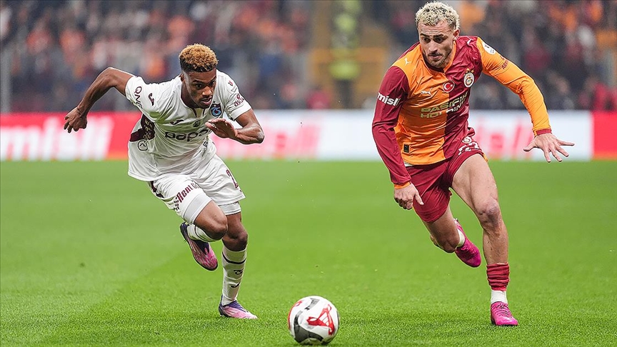 Galatasaray-Trabzonspor karşılaşması berabere bitti