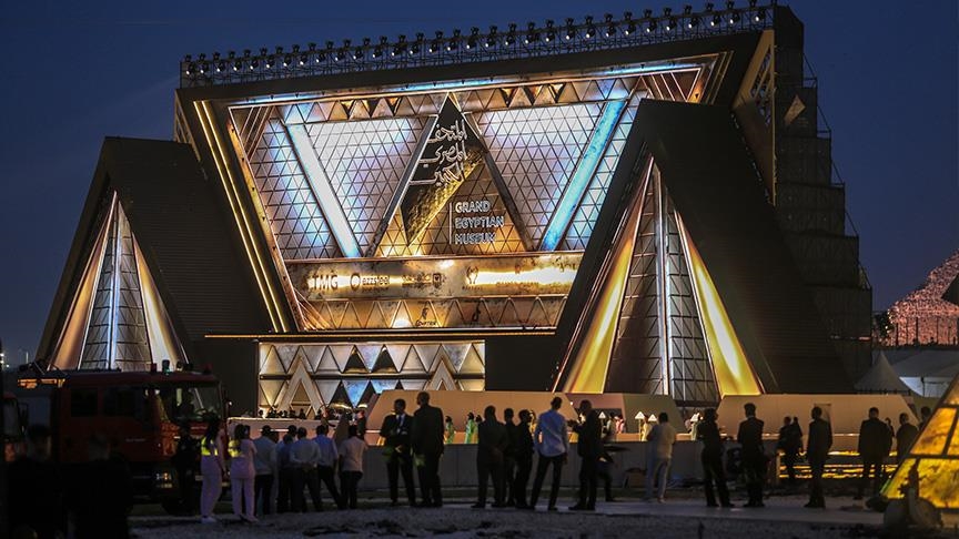 السيسي يفتتح المتحف المصري الكبير بحضور دولي واسع