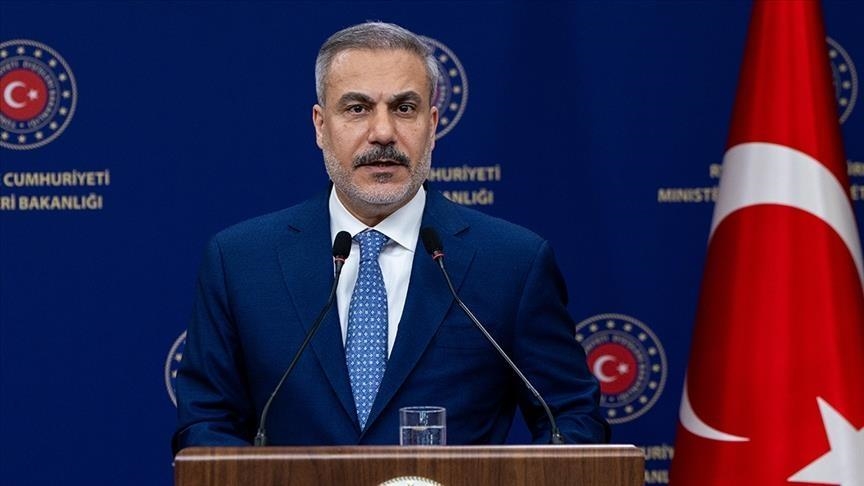 وزير الخارجية التركي يزور العراق الأحد