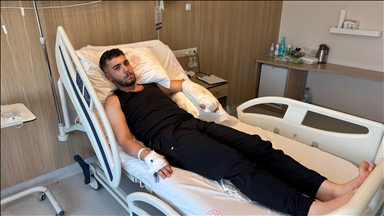 Ankara'da çalıştığı iş yerinde beslediği köpeğin saldırısına uğrayan genç yaralandı