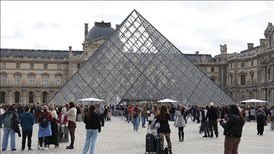 Louvre Müzesi soygunuyla bağlantılı 1 kişi daha tutuklandı