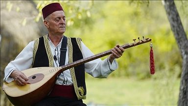 Srebrenik: Nusret Lipjankić čuvar tradicije bosanskih sazlija