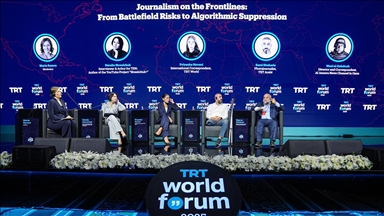 TRT World Forum 2025'te "cephede gazetecilik" ele alındı