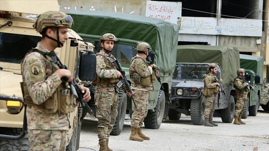 جيش لبنان يرفع حالة الاستنفار جنوبًا ردا على تحركات اسرائيلية 