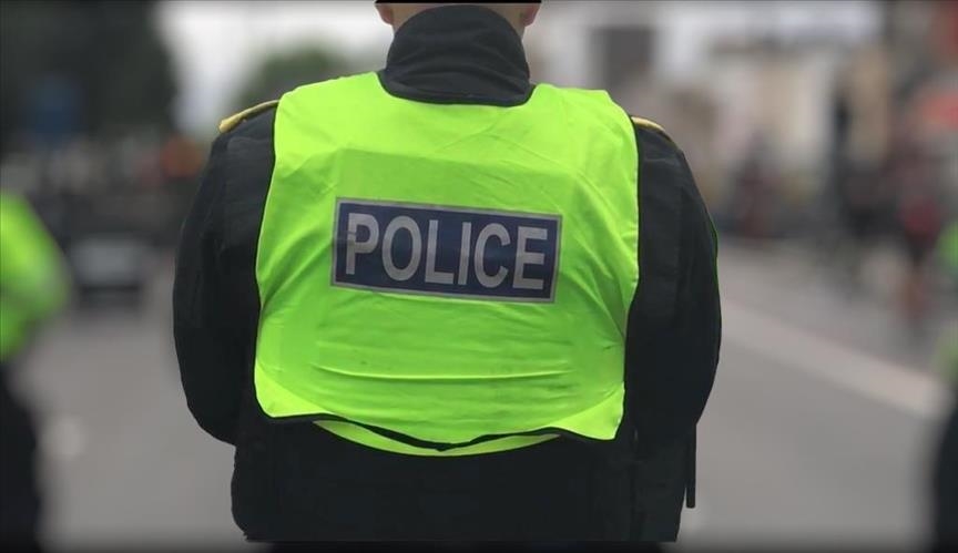 2 arrested after multiple victims stabbed on UK train